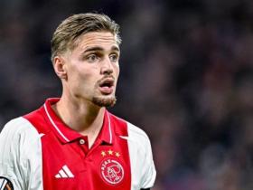 九游体育下载-法国杯赛程吃紧，阿贾克斯关键时刻再遭质疑，悬念犹存，球探报告显示潜力的简单介绍