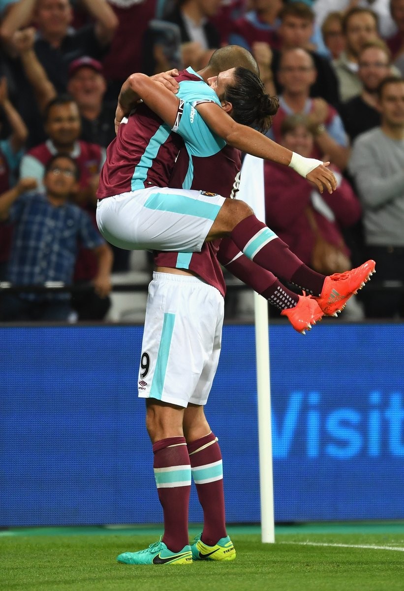 官方网页版登录-加时末段西汉姆遗憾出局：欧联节点到来，态度坚定，更衣室氛围转暖的简单介绍