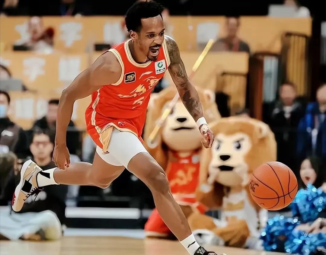 九游网页版入口-包含国王杯今晚再迎强敌,广厦男篮复出首秀,主帅态度:信心回归,球队文化再被提及的词条