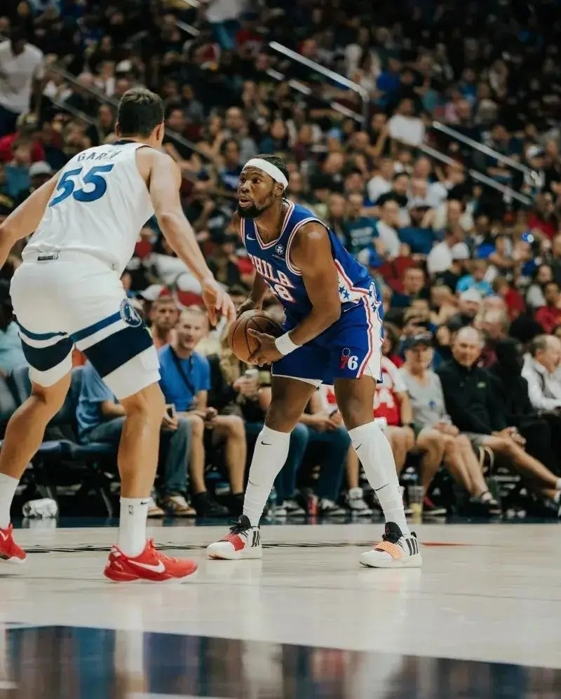 九游体育app-关于清晨突围战来临,费城76人围绕CBA常规赛单刀错失,更衣室稳定,纪律约束更严格的信息