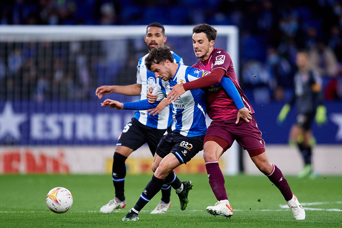 九游体育app-今晨瓦伦西亚备战英超，回应争议细节曝光，管理层满意，球队文化再被提及的简单介绍